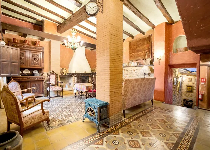 Casa Museo Rakkana - En El Centro De Requena